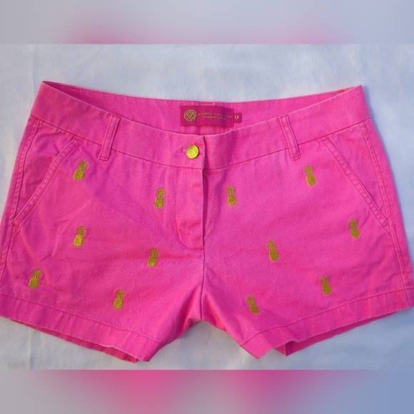 Bright Pink Gold Pineapple Embroidered Women's Shorts Sz Med - Picture 1 of 10
